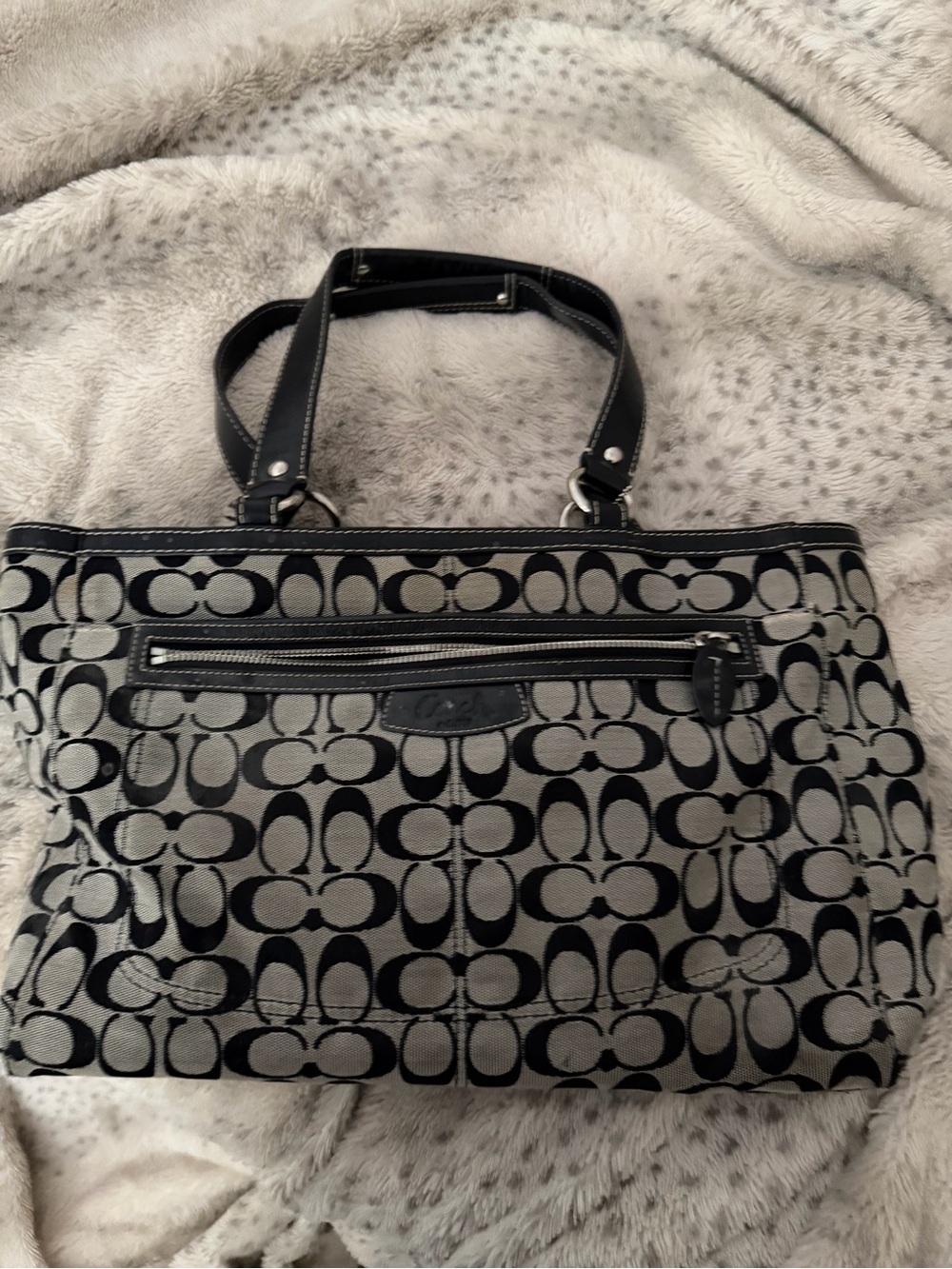 Coach Penelope weekend tote